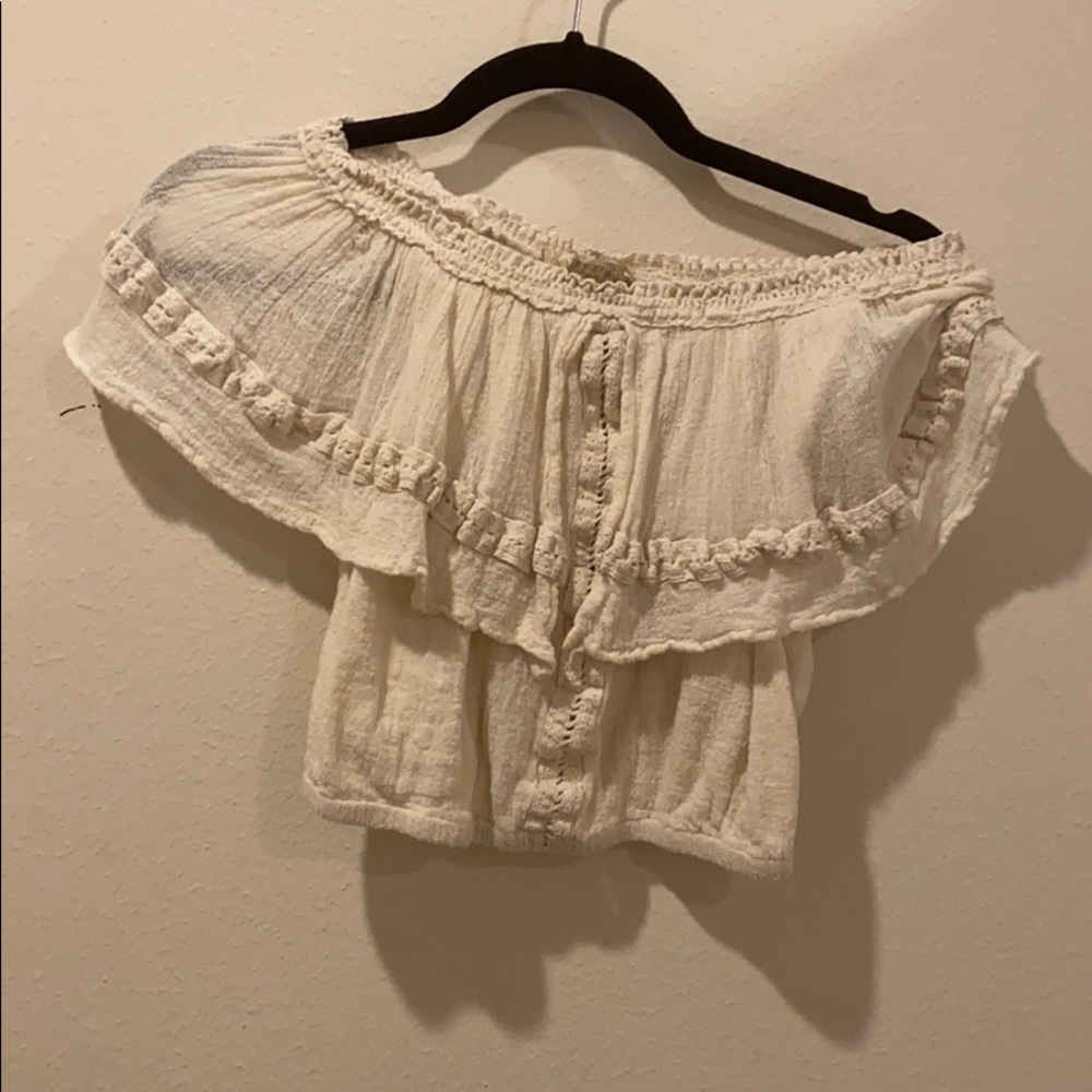 super cute off the shoulder shirt